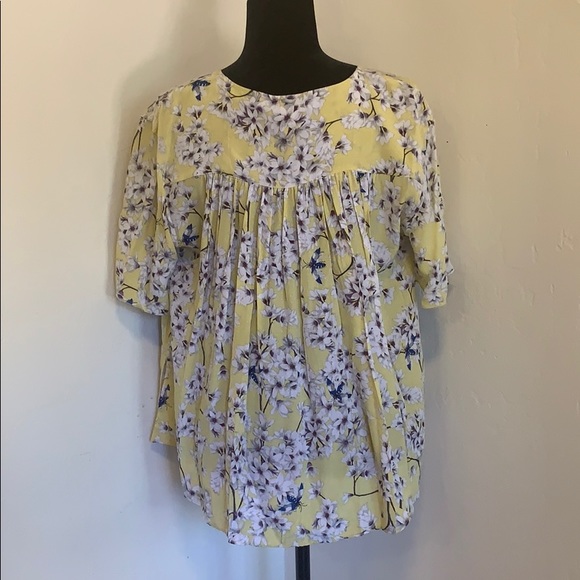 NWOT Floral Blouse - Picture 4 of 6